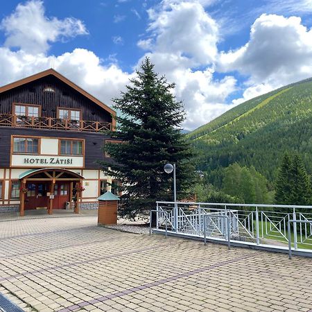 Hotel Zatisi Špindlerŭv Mlýn Екстериор снимка