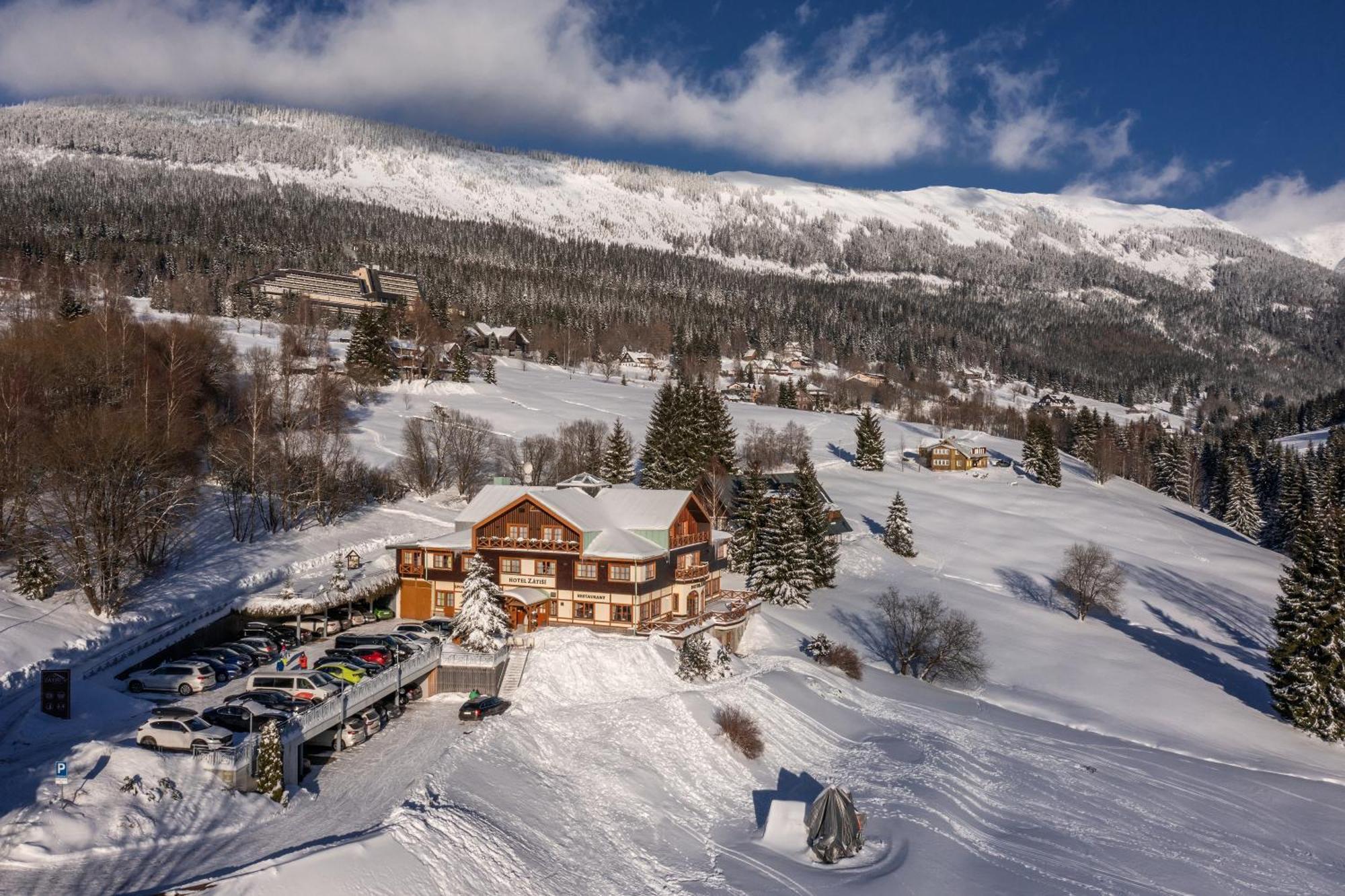 Hotel Zatisi Špindlerŭv Mlýn Екстериор снимка