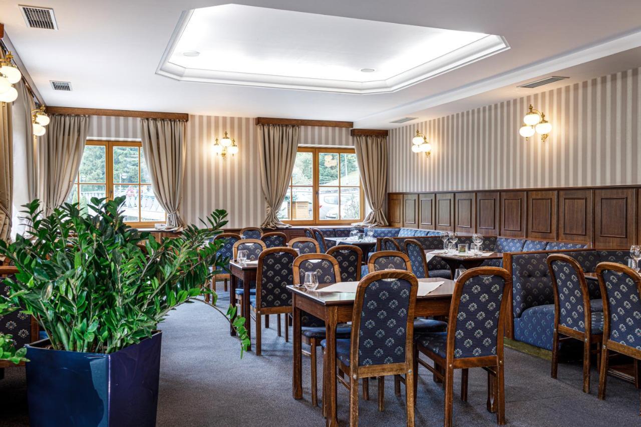 Hotel Zatisi Špindlerŭv Mlýn Екстериор снимка